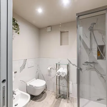 Residenza Cavour D Apartment Tirano