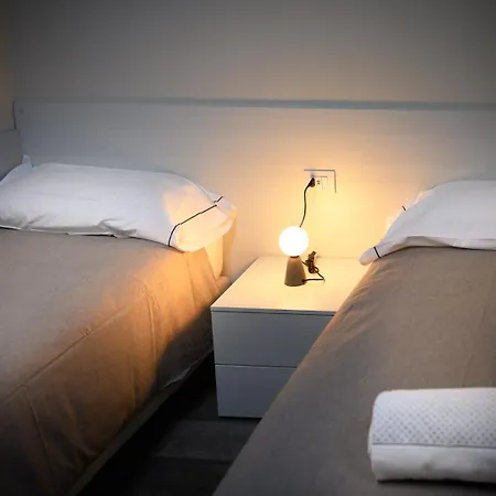 Residenza Cavour D 公寓 蒂拉诺